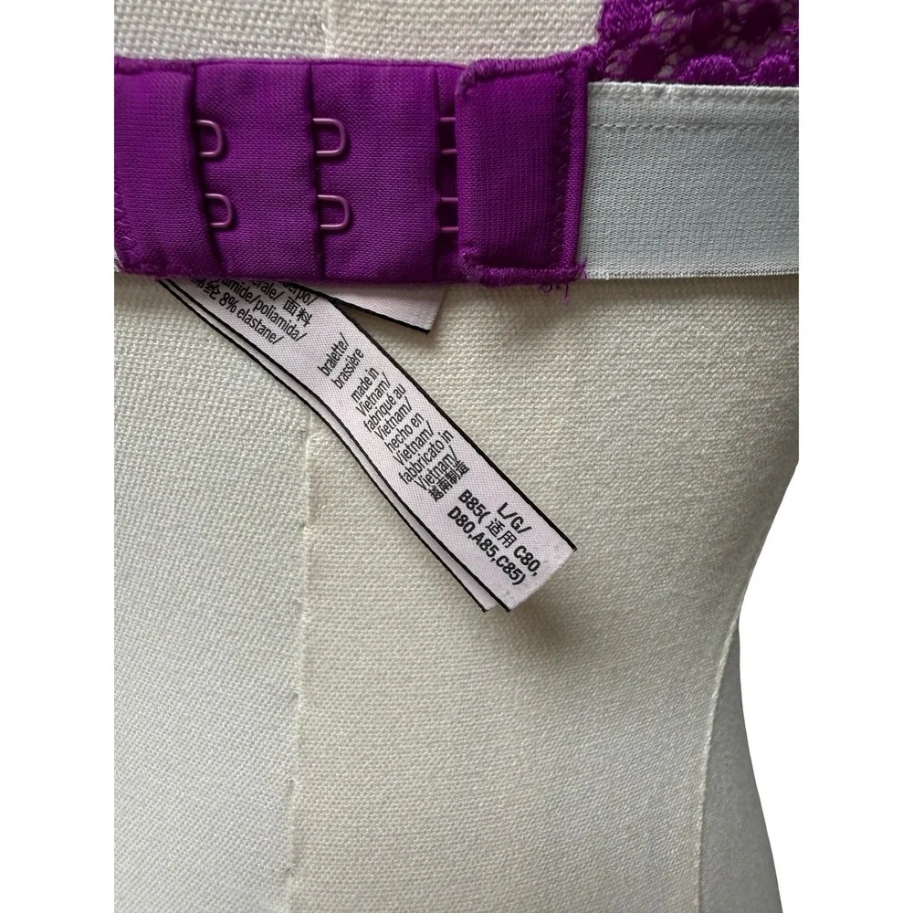 Victoria's Secret Bralette Womens Large Purple Lace Logo Strap Wireless Lingerie